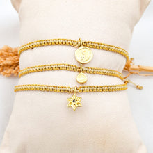 Load image into Gallery viewer, Bracelet Simple Macrame Golden Charm
