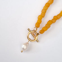 Load image into Gallery viewer, Choker Bead and Pearl
