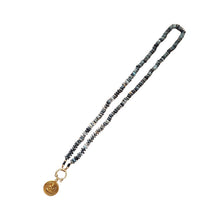 Load image into Gallery viewer, Necklace Knot Big Stone
