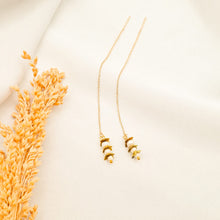 Load image into Gallery viewer, Earring Chain Pearl Berry
