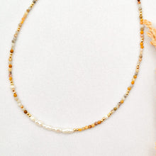 Load image into Gallery viewer, Necklace Gemstone Pearl
