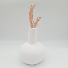 Load image into Gallery viewer, Lombok Ceramic Minimalist Vase with Long¬†Neck

