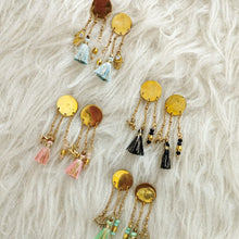 Load image into Gallery viewer, Earring Stud Circle and Charm
