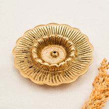 Load image into Gallery viewer, Brass Incense Holder  Flower
