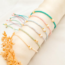 Load image into Gallery viewer, Bracelet Mini Miyuki Three Pearl
