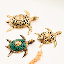 Load image into Gallery viewer, Brass Decor Antique Kerawang Turtle
