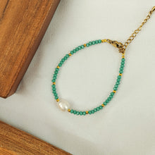 Load image into Gallery viewer, Bracelet Crystal &amp; Single Pearl
