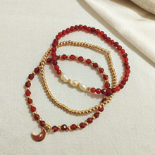 Load image into Gallery viewer, Bracelet Set Moon and Pearls
