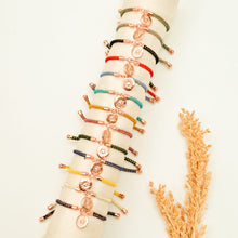 Load image into Gallery viewer, Bracelet Spiral Gold with Charm
