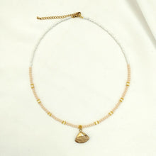 Load image into Gallery viewer, Choker Half Pearl Fan Pendant
