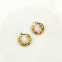 Load image into Gallery viewer, Earring Hoop Spotting Dot
