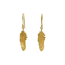 Load image into Gallery viewer, Earring Into The Wild
