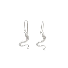 Load image into Gallery viewer, Earring My Snake Totem
