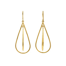 Load image into Gallery viewer, Earring The Magic Dancer
