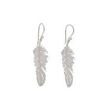 Load image into Gallery viewer, Earring The Spirit Guardian
