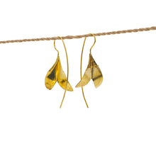 Load image into Gallery viewer, Earring I Love Spring
