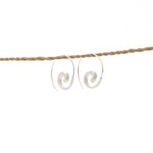 Load image into Gallery viewer, Earring New Beginnings
