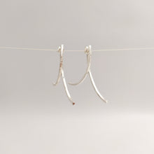 Load image into Gallery viewer, Earring Stud Stick Cross
