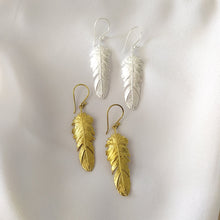 Load image into Gallery viewer, Earring The Spirit Guardian
