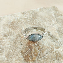 Load image into Gallery viewer, Ring Latifa Cat Eyes
