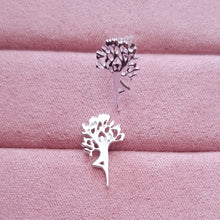 Load image into Gallery viewer, Earring Balerina Leaf
