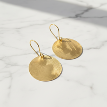 Load image into Gallery viewer, Earring Circle
