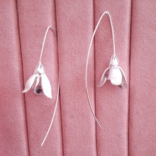 Load image into Gallery viewer, Earring Freesia Flower
