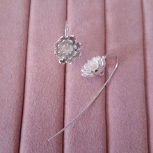 Load image into Gallery viewer, Earring Long Hook Lotus
