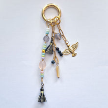 Load image into Gallery viewer, Keychain Mix Stone
