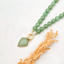 Load image into Gallery viewer, Necklace Knot Big Stone
