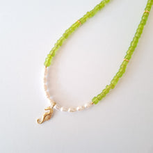 Load image into Gallery viewer, Choker Beads Pearl with charm
