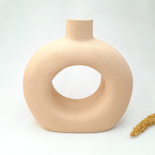 Load image into Gallery viewer, Lombok Round Art Boho Vase
