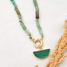 Load image into Gallery viewer, Necklace Knot Big Stone
