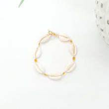 Load image into Gallery viewer, Bracelet Cowrie Magic Mermaid

