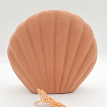 Load image into Gallery viewer, Lombok Art Shell Vase
