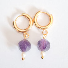 Load image into Gallery viewer, Earring Hoop with Pendant Gemstone Pearl
