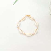 Load image into Gallery viewer, Bracelet Cowrie Magic Mermaid
