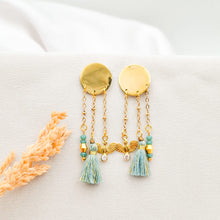 Load image into Gallery viewer, Earring Stud Circle and Charm
