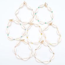 Load image into Gallery viewer, Bracelet Cowrie Magic Mermaid
