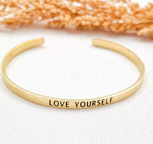 Load image into Gallery viewer, Bracelet Brass Quote 15 Cm
