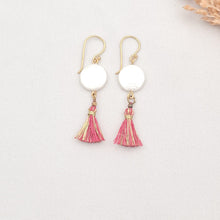 Load image into Gallery viewer, Earring Full Moon Tassel
