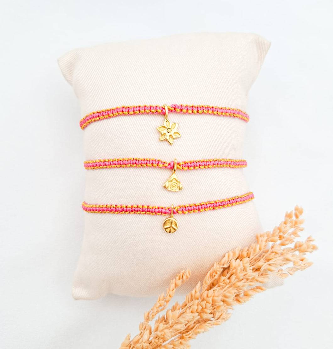 Bracelet Simple Macrame Golden Charm