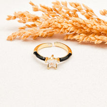 Load image into Gallery viewer, Ring Enamel Crystal Star
