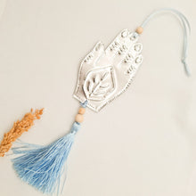 Load image into Gallery viewer, Ornament Aluminium With Tassel
