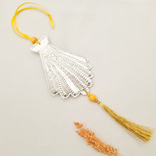 Load image into Gallery viewer, Ornament Aluminium With Tassel

