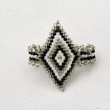 Load image into Gallery viewer, Ring Miyuki
