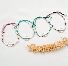 Load image into Gallery viewer, Bracelet Silver Cowrie Pearl
