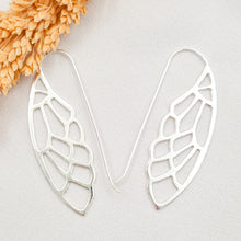 Load image into Gallery viewer, Earring Butterfly Wings
