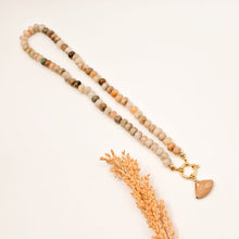 Load image into Gallery viewer, Necklace Knot Big Stone
