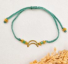 Load image into Gallery viewer, Bracelet Braid Wire Moon and Star
